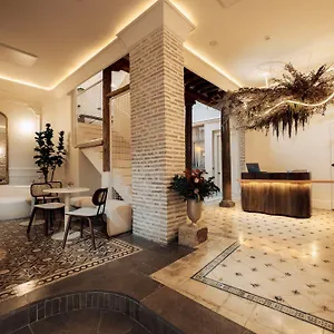https://hotel-boutique-escudo-del-carmen.es-andalucia.com